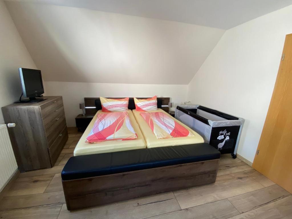 Ferienwohnung Bergblick เยนา ภายนอก รูปภาพ